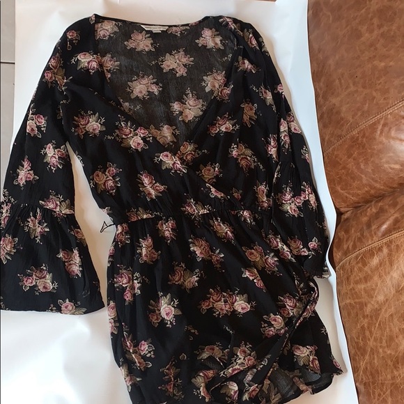 Romper - Picture 2 of 3